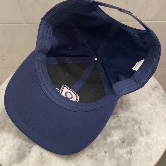 Atlanta Braves Hat - Picture 5 of 5